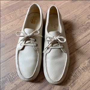 ( SAS ) Amigo Cream Leather Walking Comfort Shoe